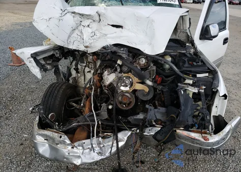 2000 GMC New Sierra K1500 from USA, damaged, VIN 1GTEK19T1YE393668